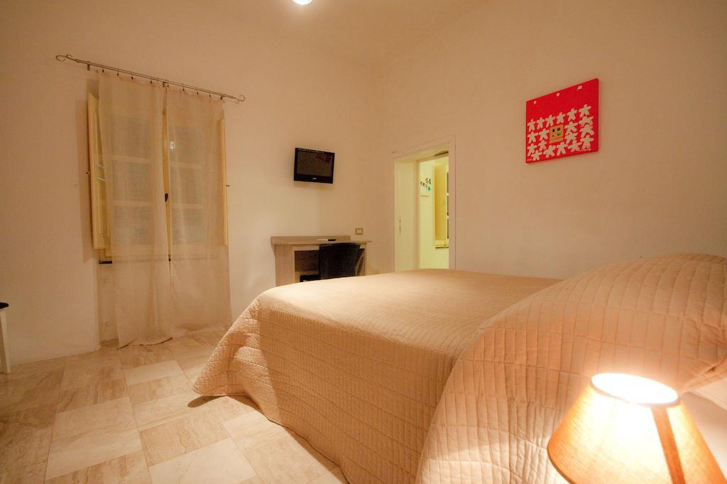 La Locanda Dell'Officina Olbia Chambre photo